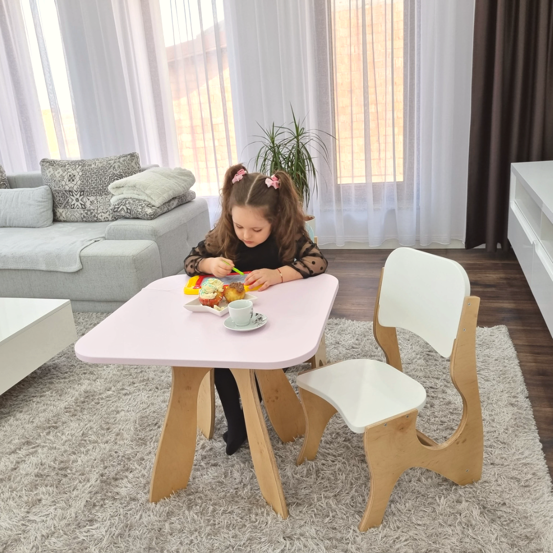 Set măsuță patrată cu 2 scăunele Winnie