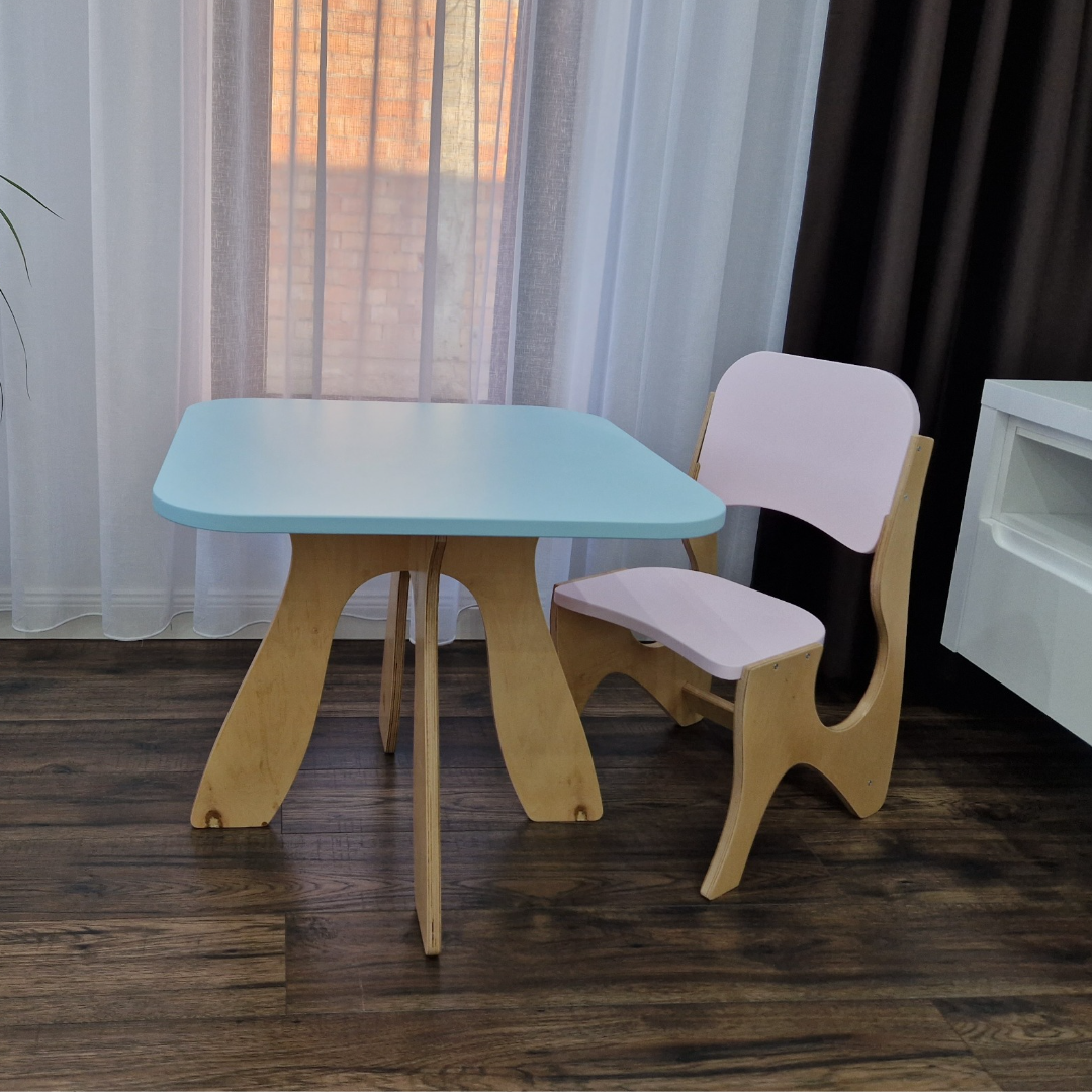 Set măsuță pătrată cu 1 scăunel Winnie